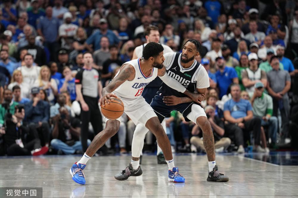 象征他摧枯 象征他摧枯